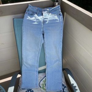Low rise levis jeans 23